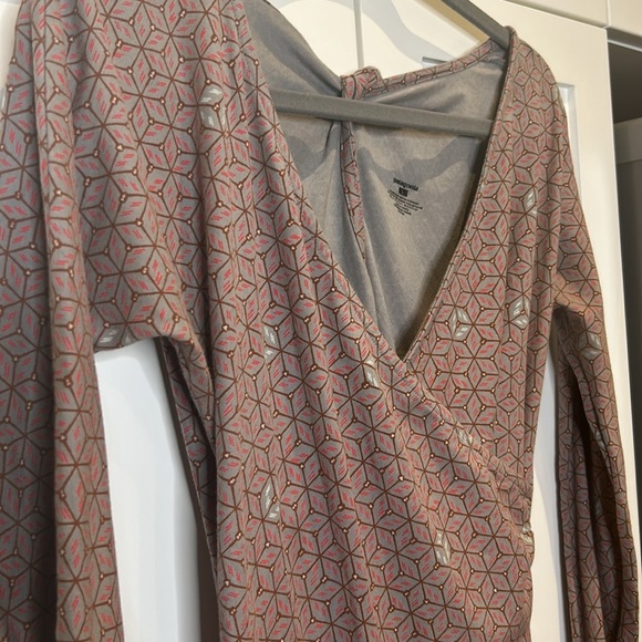 PATAGONIA Bay Laurel Faux Wrap Geometric Knot Back Stretch Dress Women Size L - Picture 3 of 13